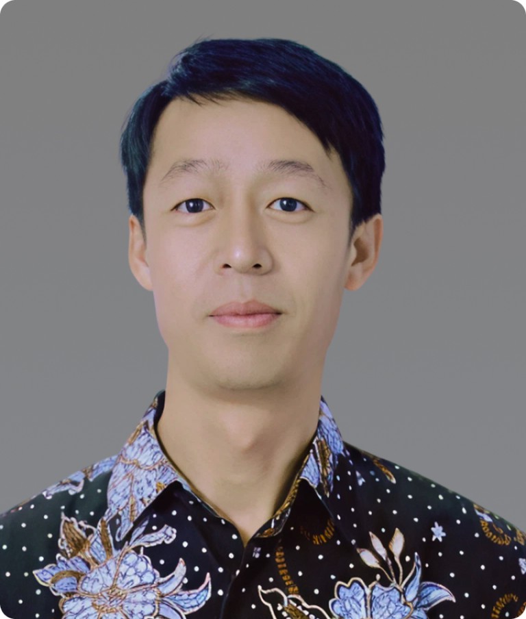Cunfei Yu